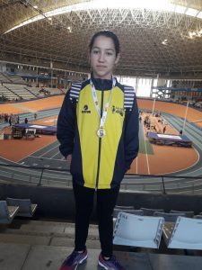 Quatre metalls per al Club d'Atletisme Safor Delikia Sport en l'autonòmic infantil (U14) individual en pista coberta 2 4 ANGELA CASANOVA