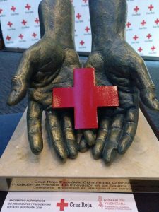 Creu Roja Gandia rep un premi pel seu servei de bany adaptat 1 Premi PIEL