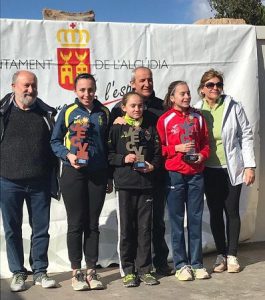 Sofía Rchi, del Club d’Atletisme Safor Delikia Sport, primera en pentatló en l’autonòmic juvenil (U18) de proves combinades 1 2 NEUS SANSALONI CROSS ALCUDIA