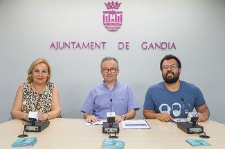 "Les Nits al Jardí" activitats obertes de la 36 Universitat d’Estiu de Gandia 1 universitat destiu