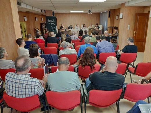 Bellreguard torna a ser centre neuràlgic de la construcció del País que volem des de la sinergia de les lluites socials 1 DRET A DECIDIR 2