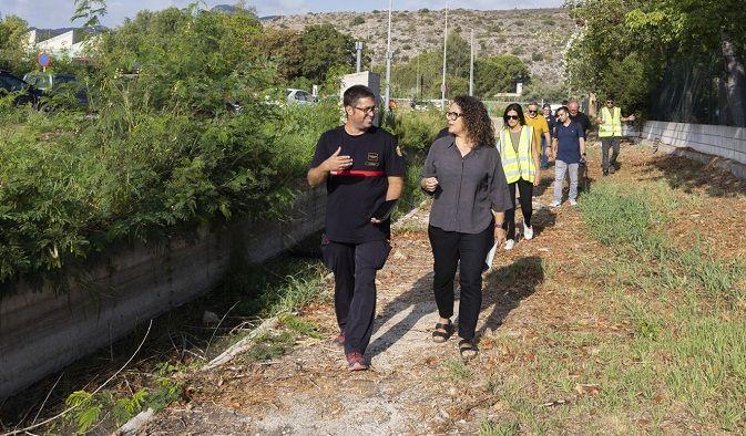 Actuacions mediambientals als voltants del Parc de Bombers de Gandia augmenten la seguretat de lazona 1 Gandia accions mediambientals 1