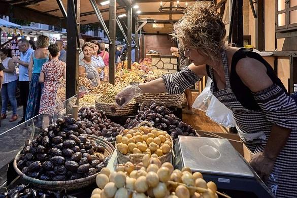 La Fira i Festes Gandia 2024 ompli els carrers de gent, alegria, cultura i oci 2 Fira i festes Gandia 2024 11