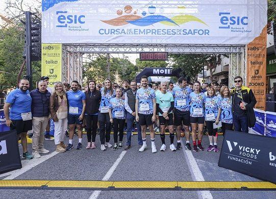 Més de 2.000 participants en la Cursa de les Empreses de la Safor-ESIC 2024 1 3 AUTORIDADES ORGANIZACION CURSA EMPRESES SAFOR ESIC