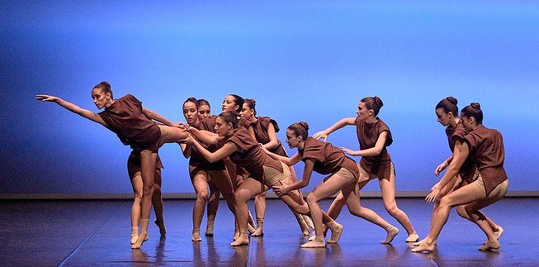 El Teatre Serrano va acollir la 46a edició de la 'Gala de l'Esport' 1 Gala de lesport Gandia Fotografia Frances