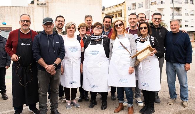 Ròtova finalitza el porrat de Sant Macià amb èxit malgrat la pluja 2 Rotova Porrat 2025