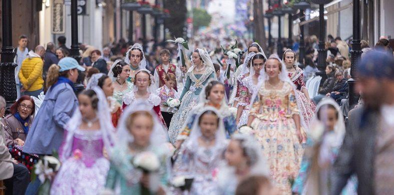 Gandia gaudirà d'una àmplia programació per a les Falles 2025 3 OFRENA 2024 ALEX OLTRA 1