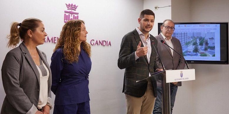 “Gandia tindrà la millor entrada a la platja de les ciutats del Mediterrani” 1 250411 frances 1499