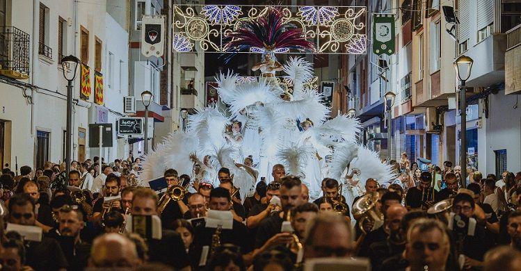 "El Somni Tuareg" una espectacular Capitania que va brillar a Oliva 2 Capitania Mora Oliva Ballet Les fonts del palau