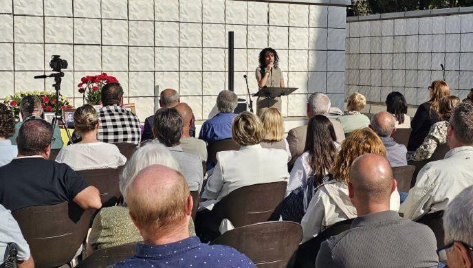 Tavernes ret homenatge a les persones afusellades i soterrades a la fossa 112 del cementeri de Paterna 1 ALCALDESSA LARA ROMERO
