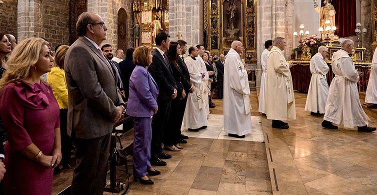 Mascletà i missa per celebrar Sant Francesc de Borja patró de Gandia 1 Gandia Fira i Festes 2025 missa