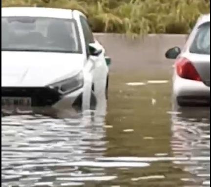 La pluja torrencial posa en alerta a la Safor i s'enceba amb Gandia 2 Parquing Hospital de Gandia