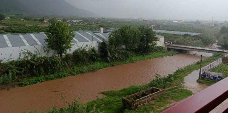 La pluja torrencial posa en alerta a la Safor i s'enceba amb Gandia 3 Riu Vaca pluges torrencials