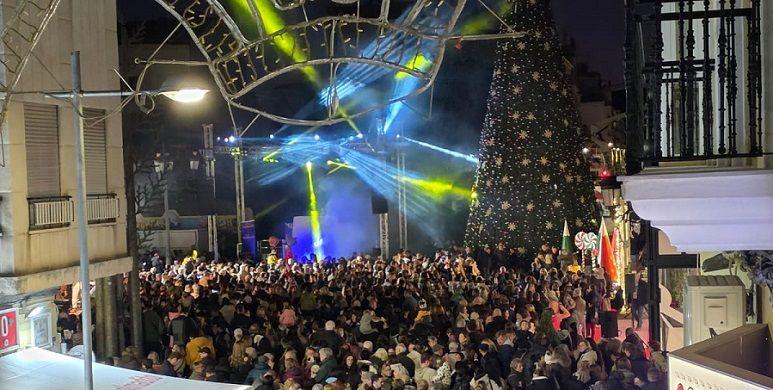 Èxit total a la doble estrena Festiva de Gandia: El Nadal Encén l'Economia 1 Gandia Nadal 2025 4