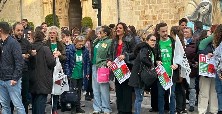 Docents de Gandia en Vaga Denuncien la Manca d'Inversió i Precarietat Laboral 1 Gandia escola publica 1