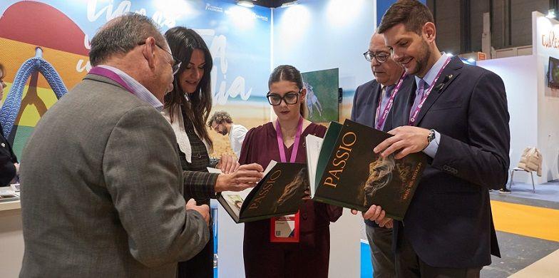 Les Falles i la Setmana Santa de Gandia exhibeixen el seu potencial a FITUR 1 Gandia Fitur Setmana Santa 260121 frances 6645