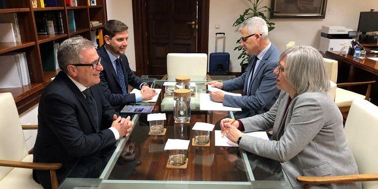 Gandia s’alia amb el Ministeri d'Habitatge per a construir nous immobles en sòls de la SAREB 1 Gandia Reunio Ministeri