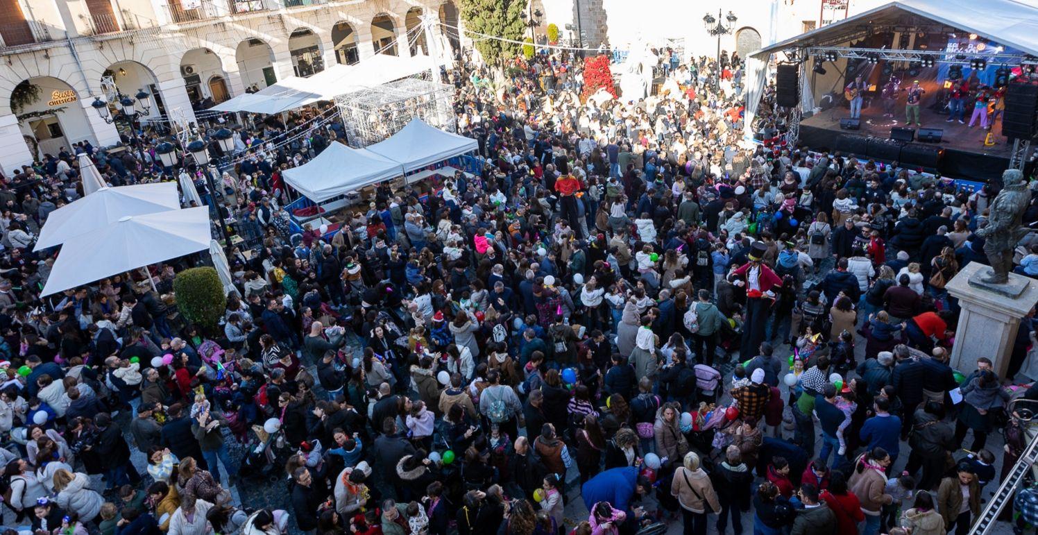 Gandia celebra unes Campanades Infantils plenes de màgia i música amb Dani Miquel! 1 IMG 20260101 185745