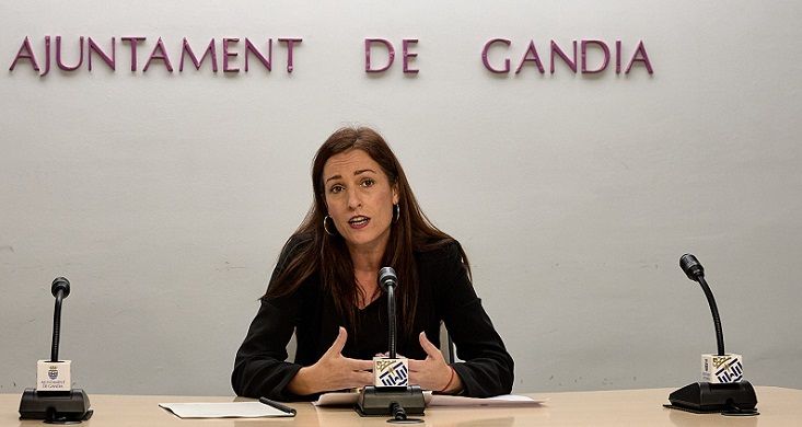 Gandia planta cara al Consell i blinda la literatura als instituts davant el "veto" d'autors 1 Gandia Llibres Sapena