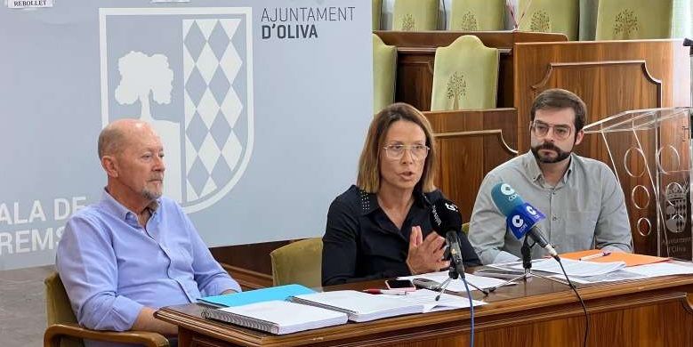 El TSJCV obliga l’Arquebisbat de València a indemnitzar Oliva amb 1,4 milions d'euros pel Centre Ecumènic 1 Oliva Roda de premsa Mata Alcaldessa EnriqueParra