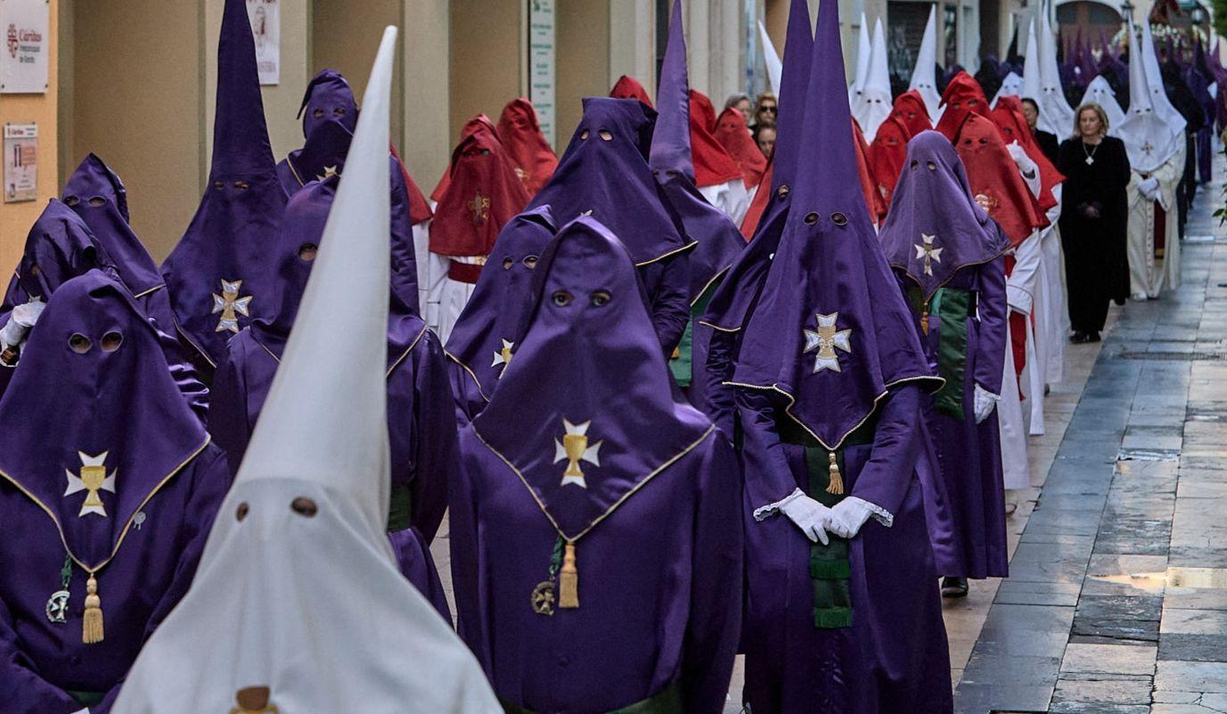 El fervor s'apodera de Gandia en un Divendres Sant de retrobaments i tradició 1 IMG 20260403 182252