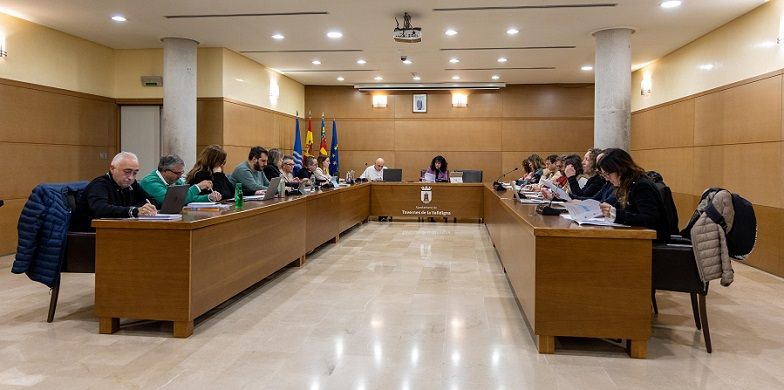 Tavernes de la Valldigna assoleix el 'deute zero' i projecta un nou gran centre cívic 1 Tavernes PLE MUNICIPAL