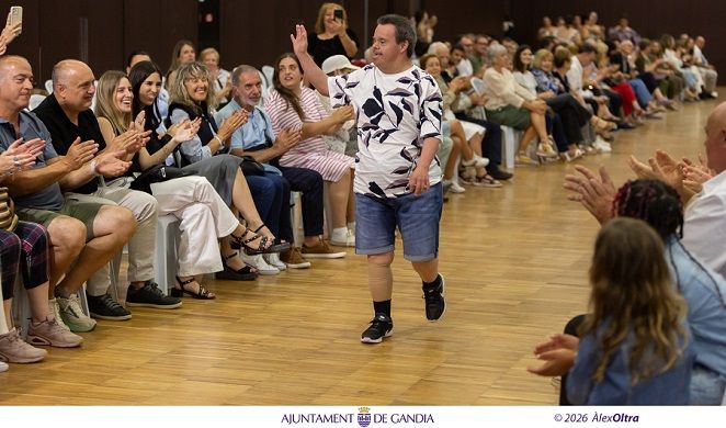 L’Espai Baladre de Gandia es vist de gala en la cinquena edició de la passarel·la d’Auna Inclusió 1 Gandia Pasarela Auna 2026 1