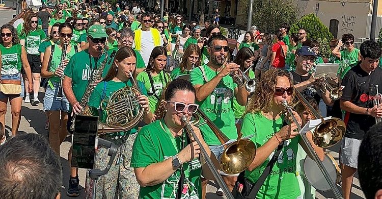 La lluita del professorat continua ferma a la Safor: centenars de docents es concentren a Gandia 1 Mobilitzacions professorat 27062026 4