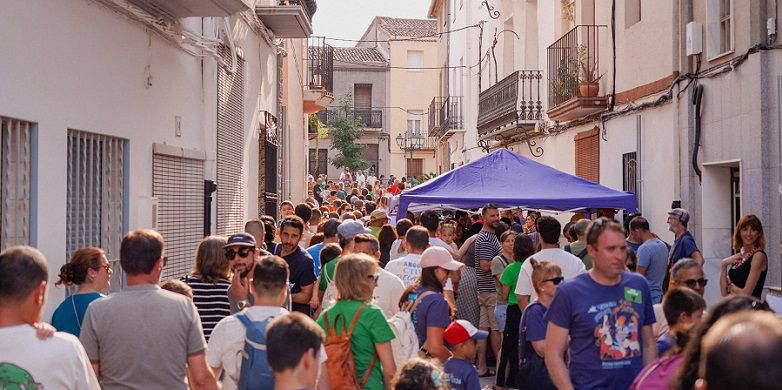 Potries es desborda en una Trobada d'Escoles multitudinària marcada pel clam en defensa de l'educació pública 1 Potries trobada descoles en valencia 1