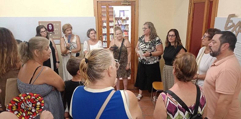 Les històries de vida de Gandia i el Grau es converteixen en art tèxtil a la Biblioteca Central 1 Gandia Barris Inclusius 1