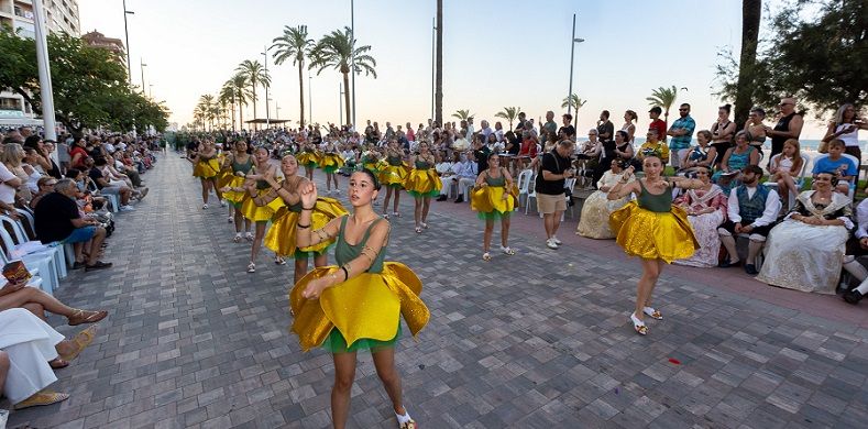 "Realitats enfront de fantasies": el Govern de Gandia exigeix al PP projectes concrets i desmunta les seues crítiques turístiques 1 Gandia Calvacada a la Mar 2026 1