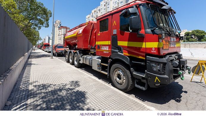 L'UME estableix el seu campament base a la platja de Gandia per a vigilar la comarca 2 Gandia UME 12