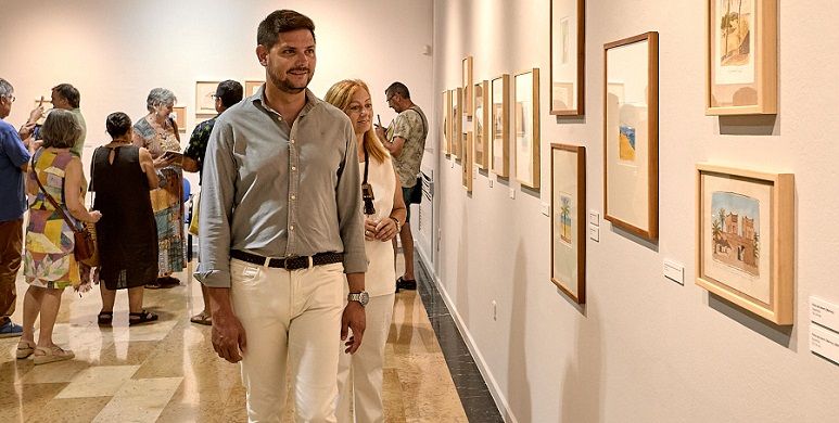 L’art de la veu i el pinzell: Maria del Mar Bonet acomiada a Gandia la seua exposició més íntima amb l'alcalde José Manuel Prieto 1 Gandia Maria del Mar Bonet frances 1