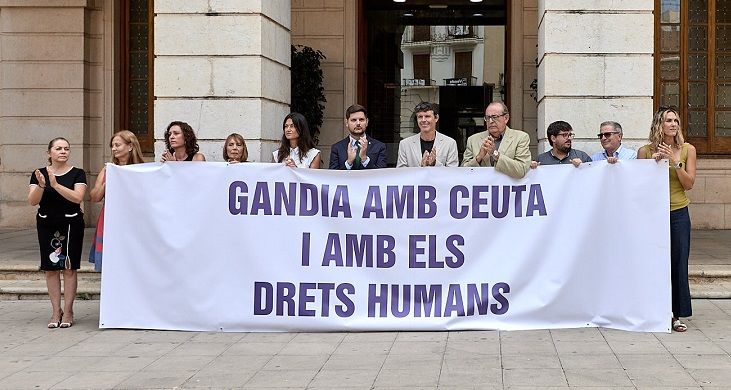 Gandia es concentra a la plaça Major en suport a Ceuta i en defensa dels drets humans 1 Gandia ceuta 02092026 1
