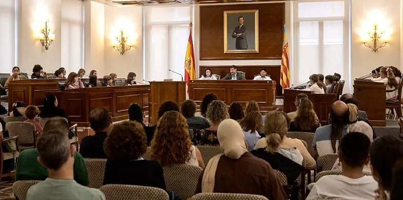 Gandia dona la paraula als més joves amb la constitució del IX Consell de la Infància 1 Gandia Consell Infancia 26 27 1