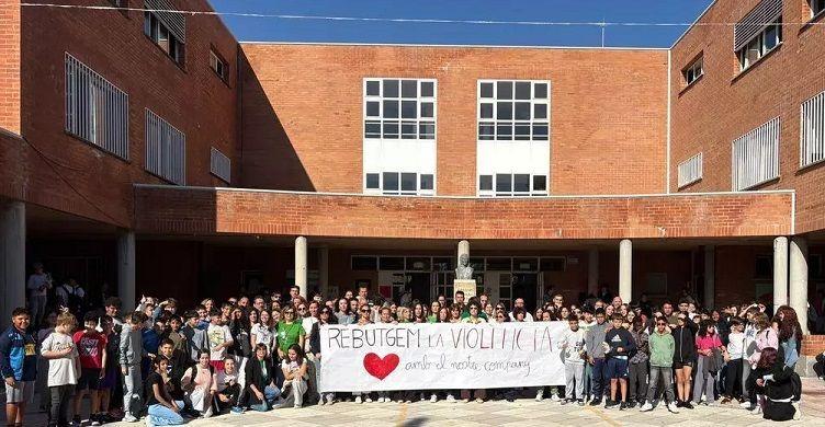 Alarma en les aules de la Safor: dos agressions a docents a Oliva i Gandia encenen les alertes del professorat 1 Volencia a lescola